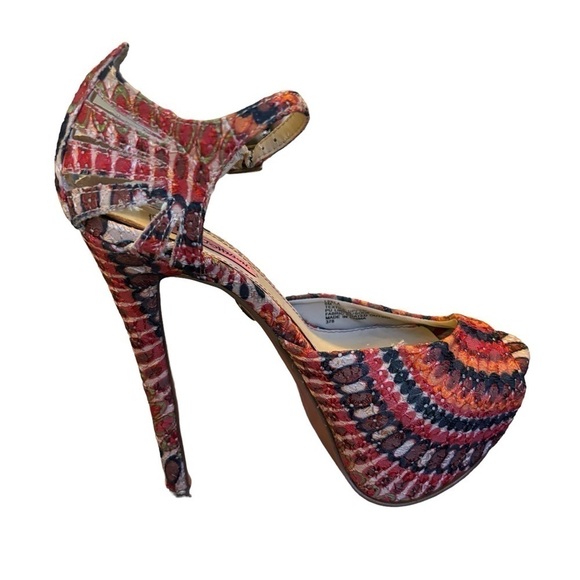 Betsey Johnson Bandit Swirl Multi-Color Platform 6” Stiletto Peep Toe Heels Sz 6 - Picture 8 of 11